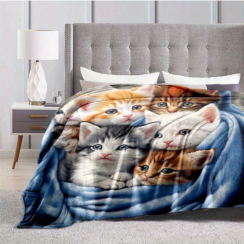 FluffyCat - Soft Flannel Throw with Cat Print