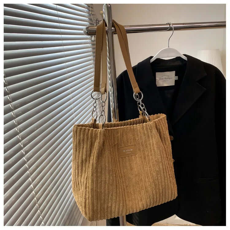 VelvetLuxe Bag - Sac à Main Élégant et Luxe