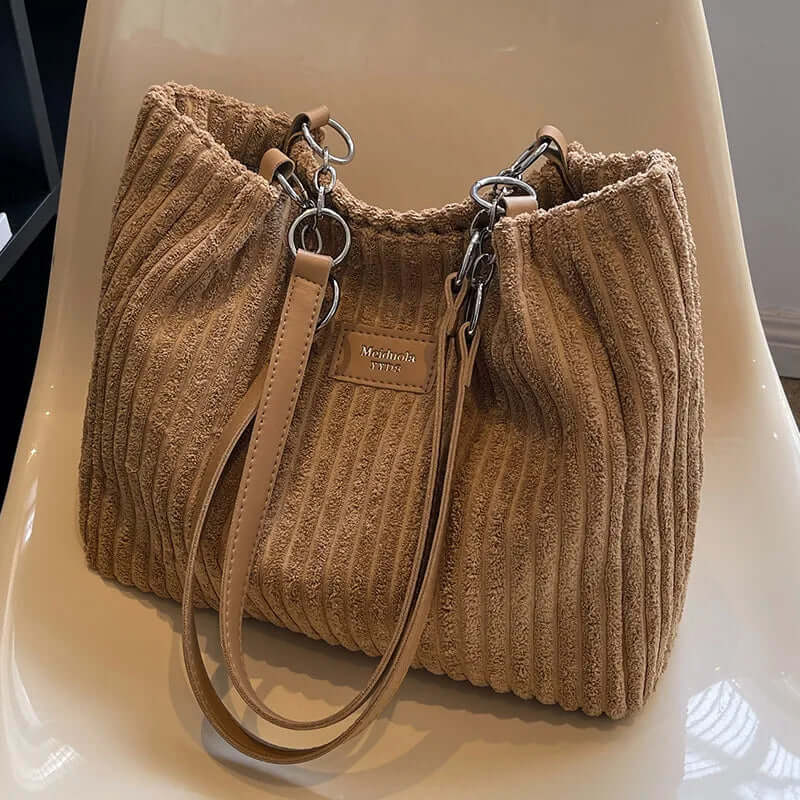 VelvetLuxe Bag - Sac à Main Élégant et Luxe