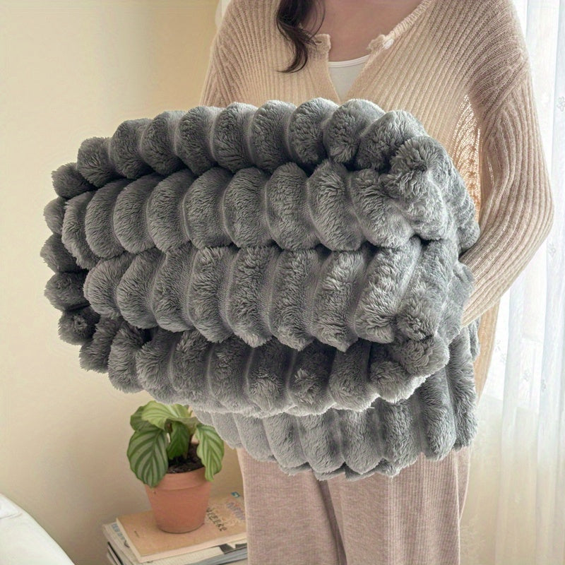 FlannelEase - Soft & Lightweight Flannel Blanket