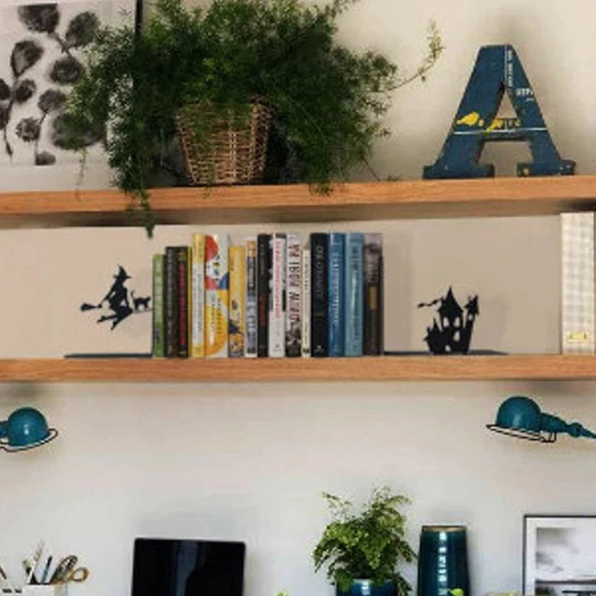 ModernHold - Modern Metal Bookends for Any Room