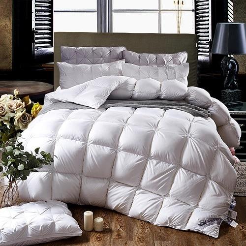 PlumeLux - Luxurious Goose Down Duvet for Comfortable Sleep