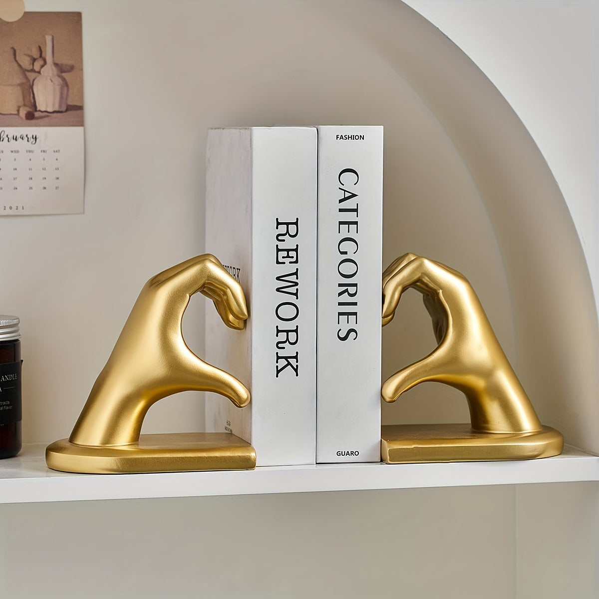 Chic Heart Support - Modern Gold Resin Bookends