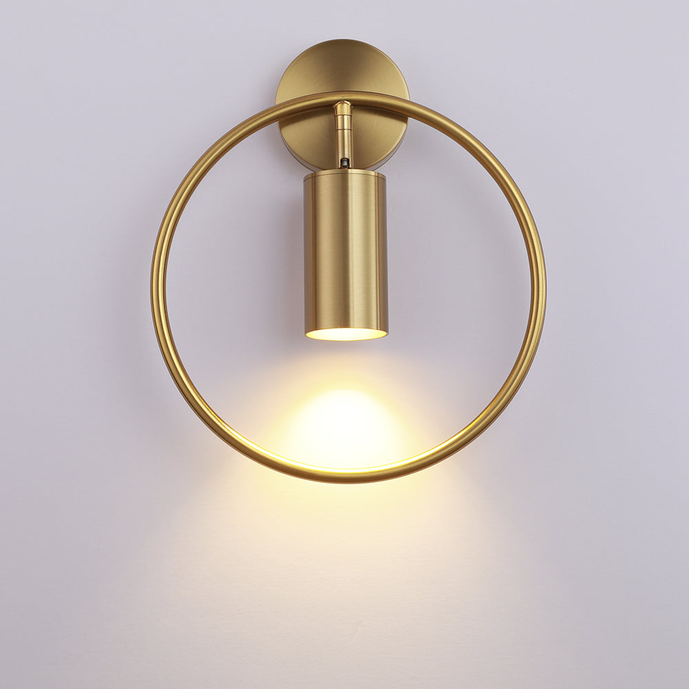 FlammeLuxe - Gold Wall Sconce for a Warm Ambiance