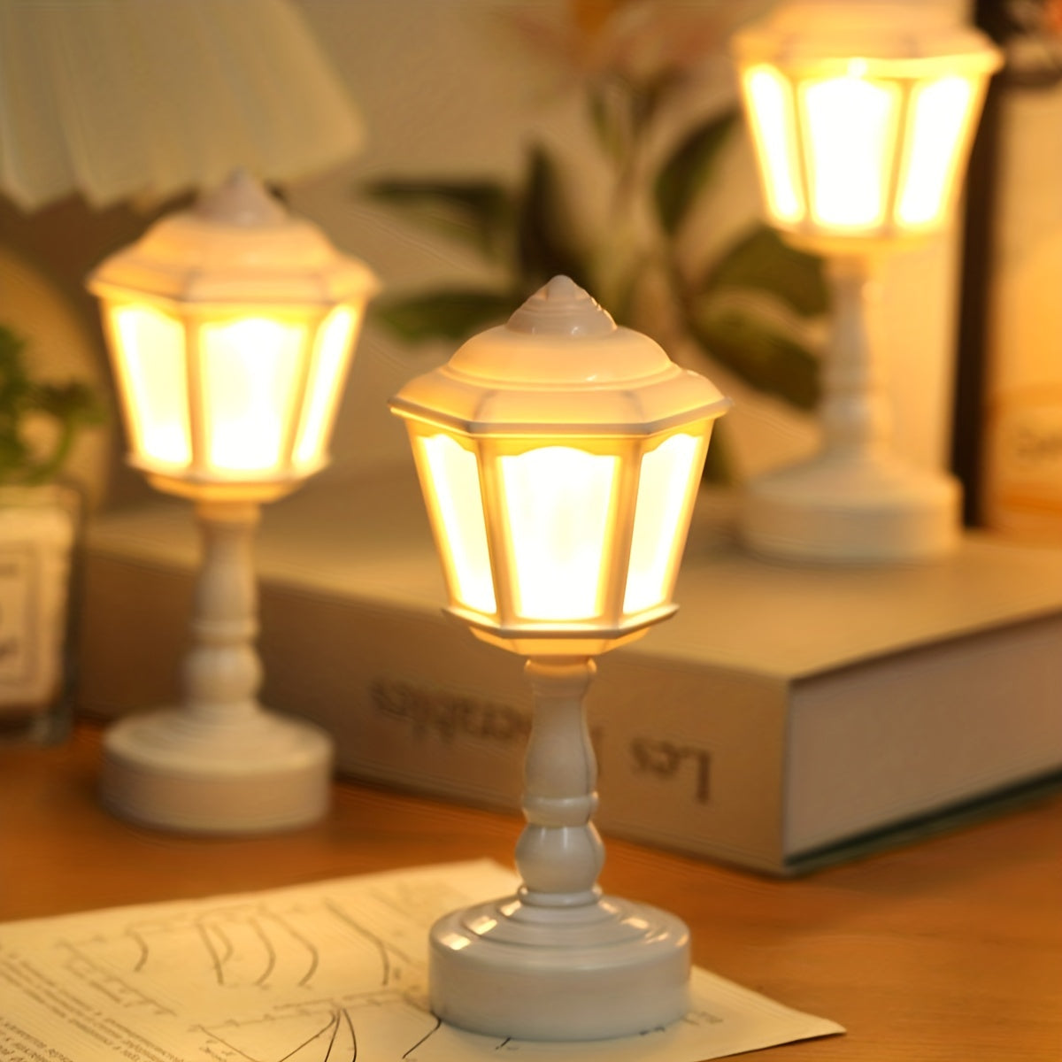 Avonlyte - Compact Retro-Style LED Lamp for the Bedroom