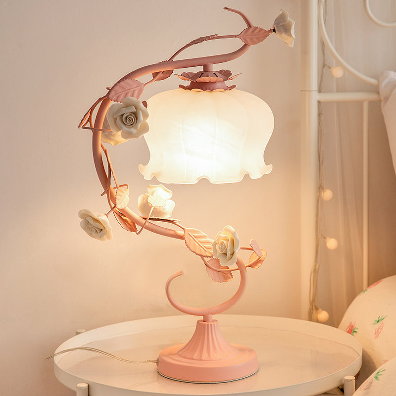 BellaStylish - Rose Lamp for a Romantic, Elegant Ambience