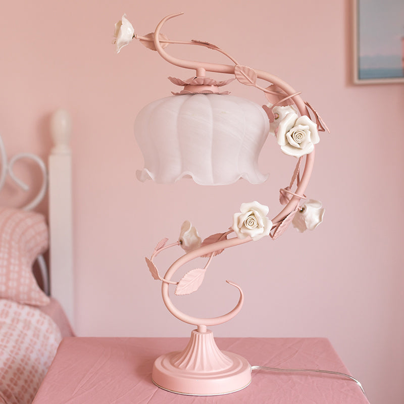 BellaStylish - Rose Lamp for a Romantic, Elegant Ambience