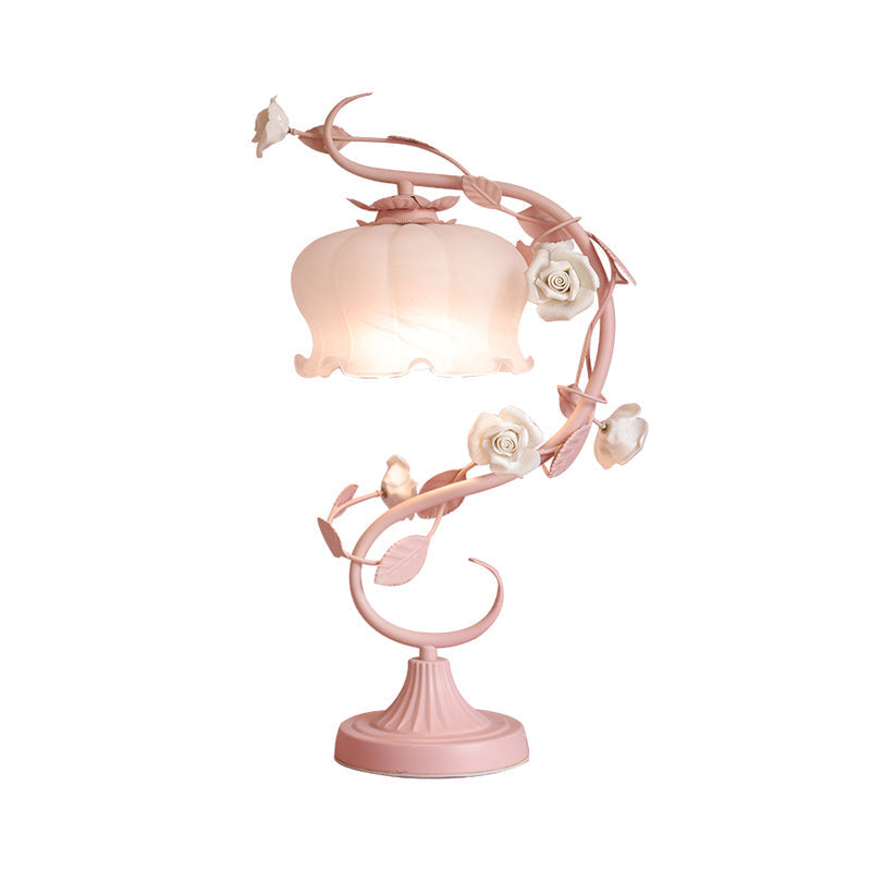 BellaStylish - Rose Lamp for a Romantic, Elegant Ambience