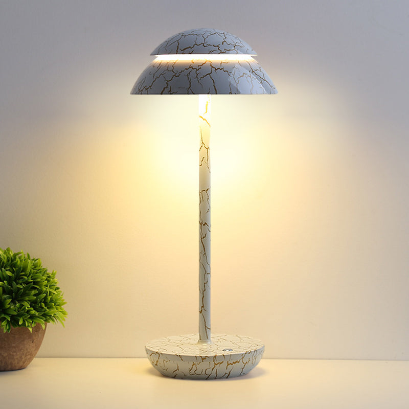 Aurelia Noire - Rechargeable Wireless LED Table Lamp