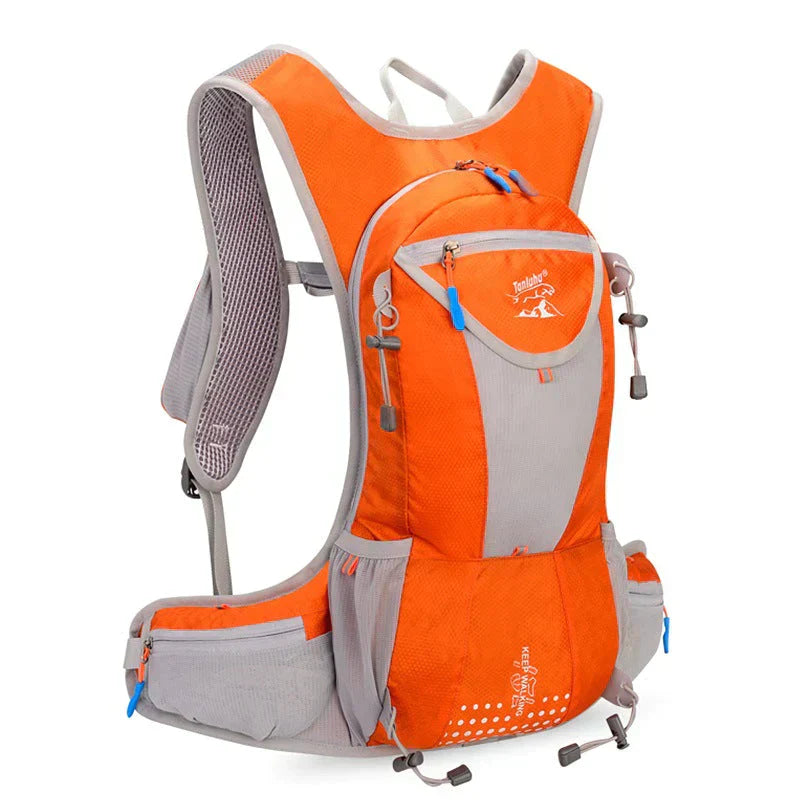 TravelLite - Ultralight Backpack with Integrated 2L Water Bladder