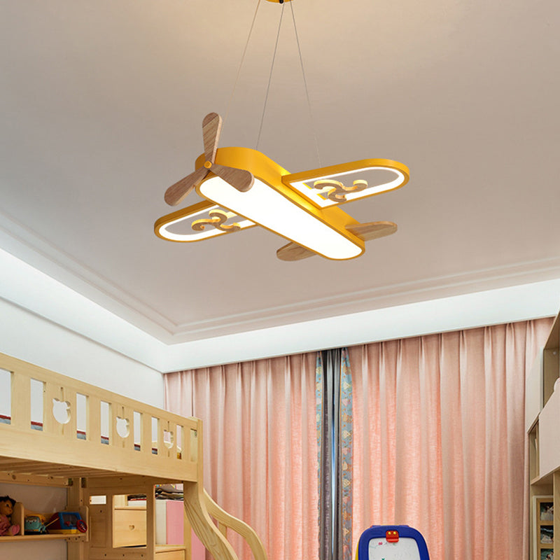 Air Lightplane - Elegant Cream Pendant Light for a Cozy Country Interior