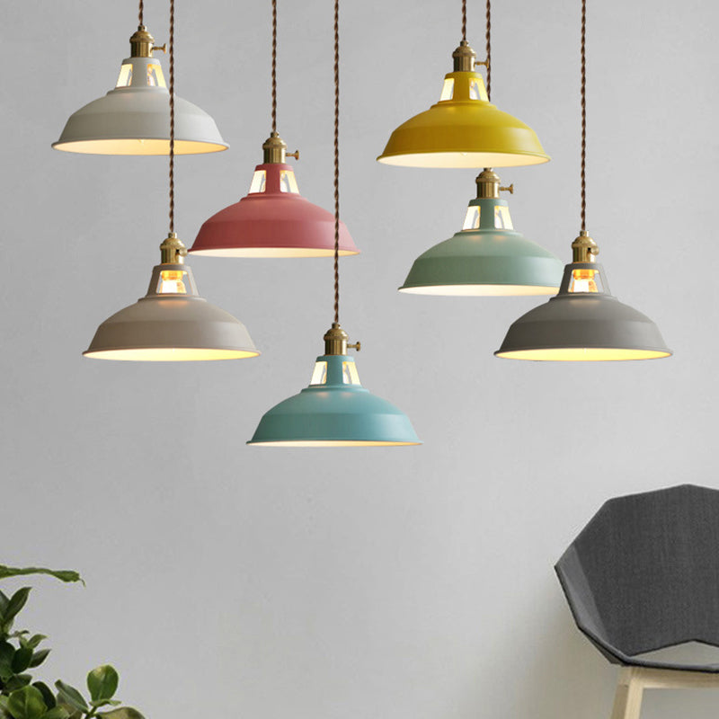 Larkforge - Industrial Retro Pendant Light for a Warm Ambiance
