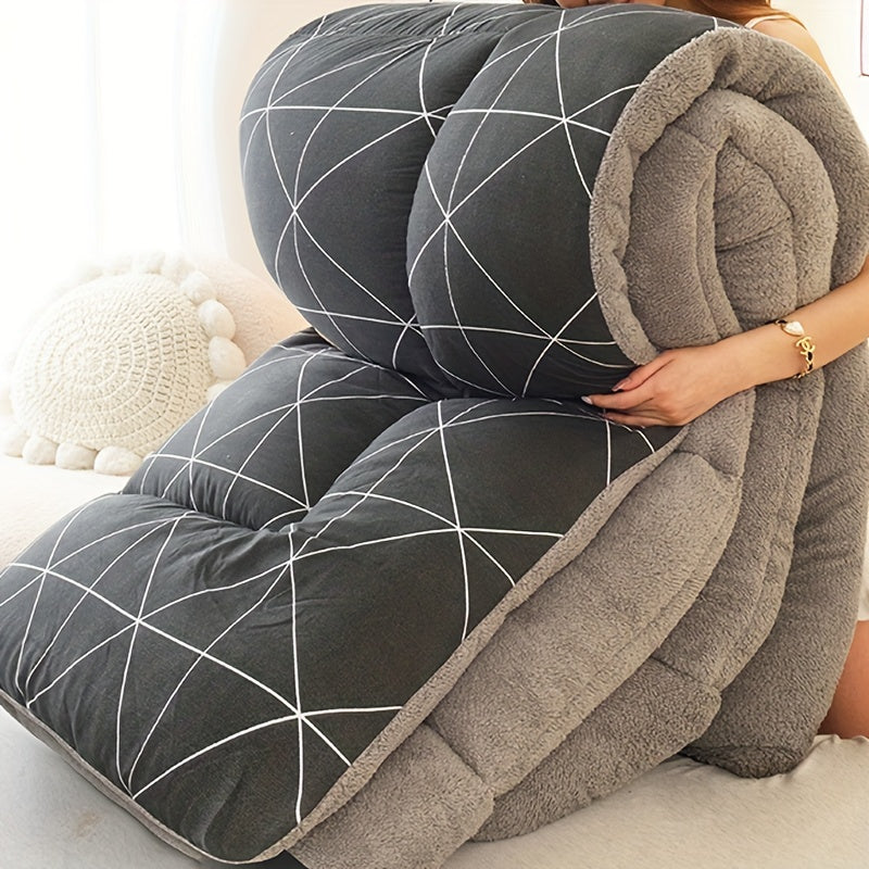 LoftWeave - Reversible All-Season Duvet with Geometric Patterns