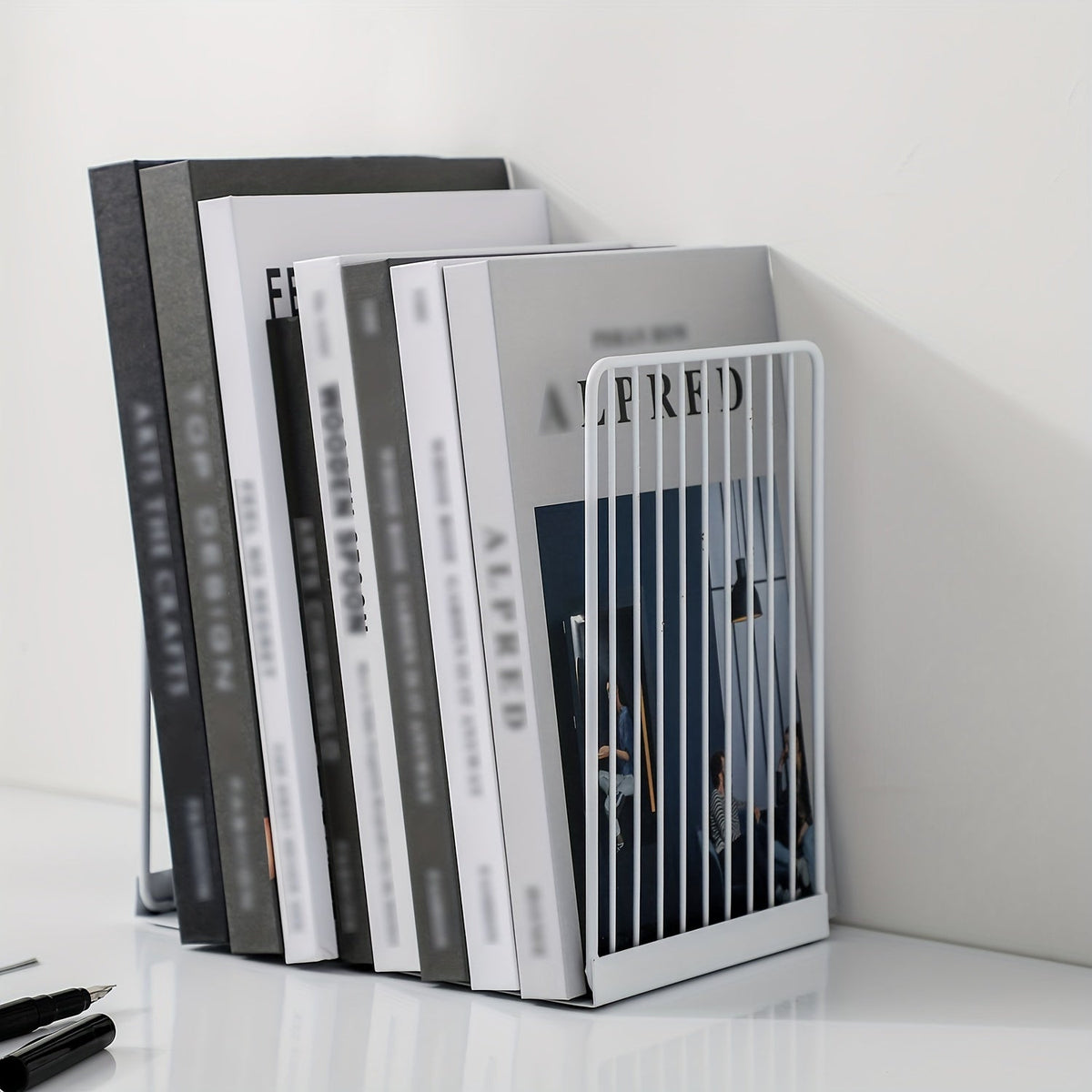 IronHold - Elegant Metal Bookends for Perfect Organization