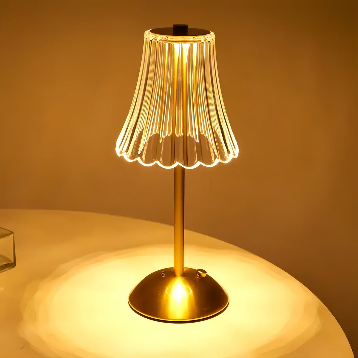 Lamora - Wireless Touch-Control LED Table Lamp