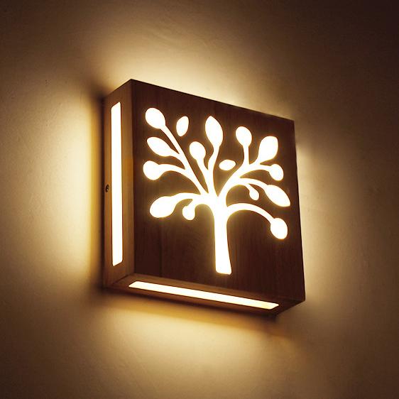 NatureShine - Solid Wood LED Wall Light for a Natural Glow