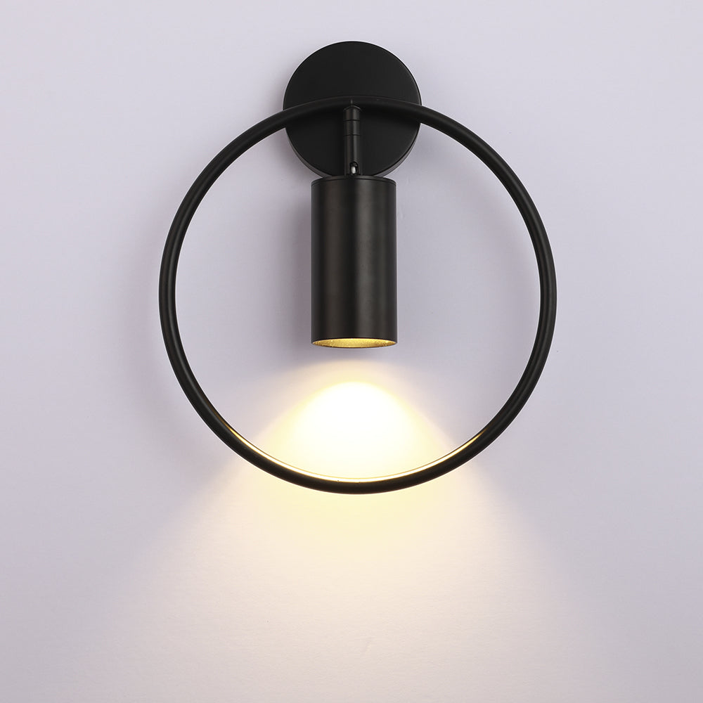 FlammeLuxe - Gold Wall Sconce for a Warm Ambiance