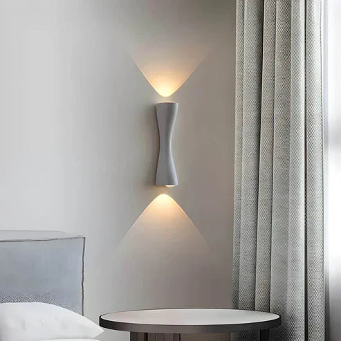 RéconfortGlow - Elegant Wall Sconce for Ambient Lighting
