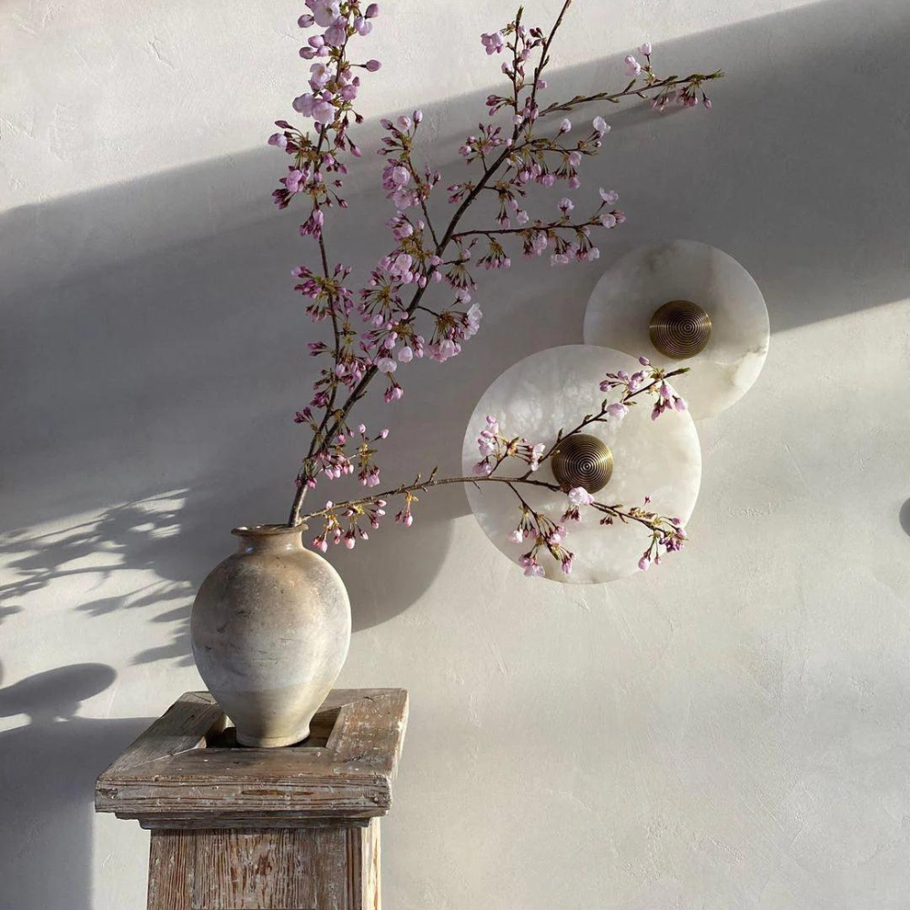 Aurora d'Or - Round Alabaster and Aluminum Wall Sconce