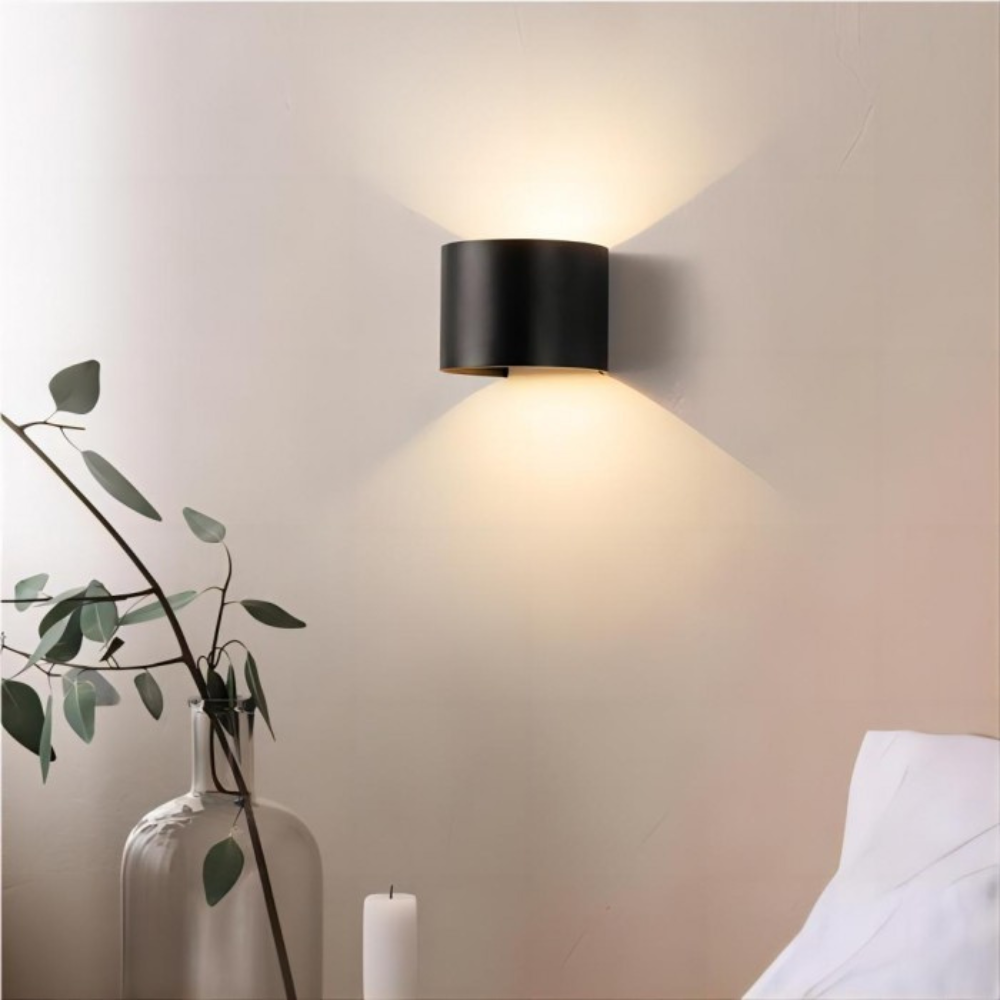 Bortique - Modern Cube LED Wall Sconce