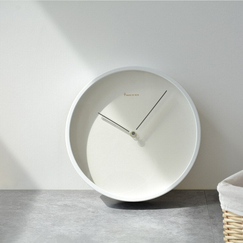 PineTime - Minimalist Scandinavian Wall Clock