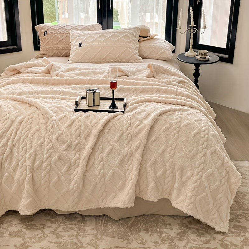EssenceBlanket - Lightweight Elegant Throw Blanket for All Seasons