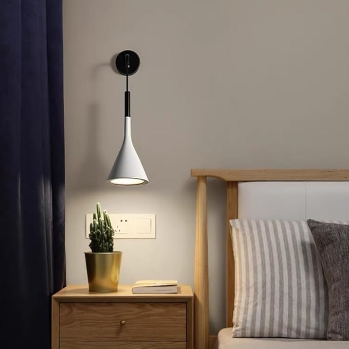 Edelvie - Elegant Scandinavian Glass Wall Sconce