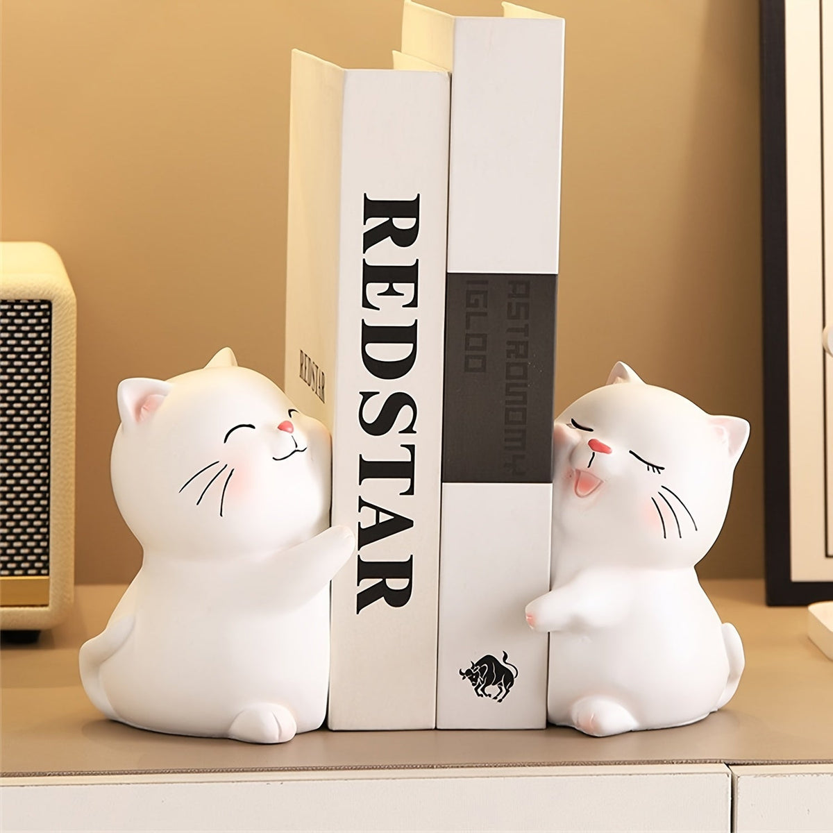 LoveCats - Romantic Resin Bookends for Cat Lovers