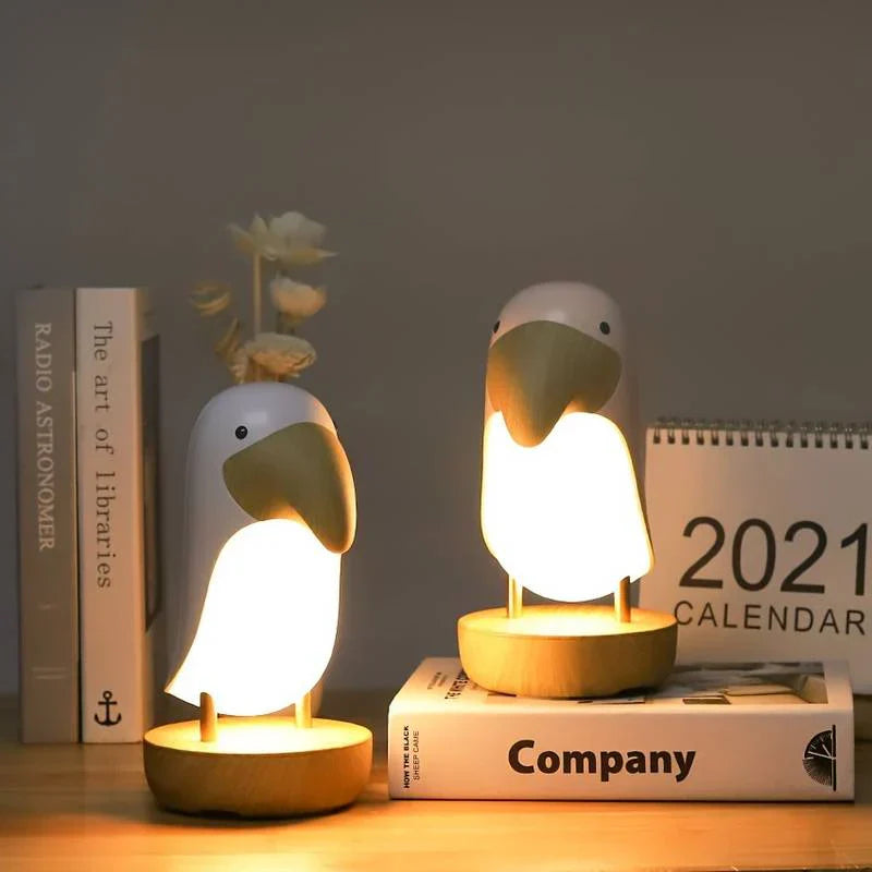 Amblewood - Woodpecker-Shaped Wireless Lamp for Every Room