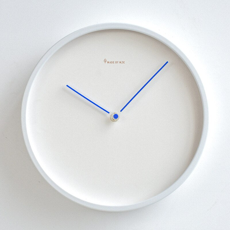 PineTime - Minimalist Scandinavian Wall Clock