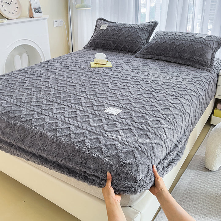 LuxeLoom - Luxurious Flannel Duvet for Optimal Warmth