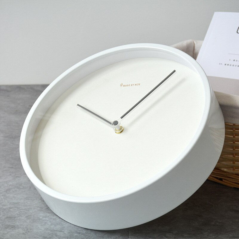 PineTime - Minimalist Scandinavian Wall Clock