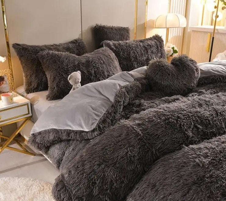 ZinoPlush - Soft Plush Bedding Set with Zipper Closure