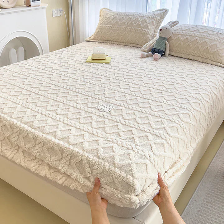 LuxeLoom - Luxurious Flannel Duvet for Optimal Warmth