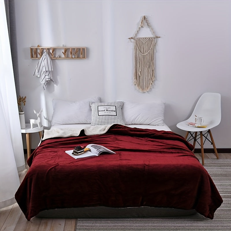 LuxeFlannel - Reversible Sherpa Throw Blanket for Ultimate Comfort