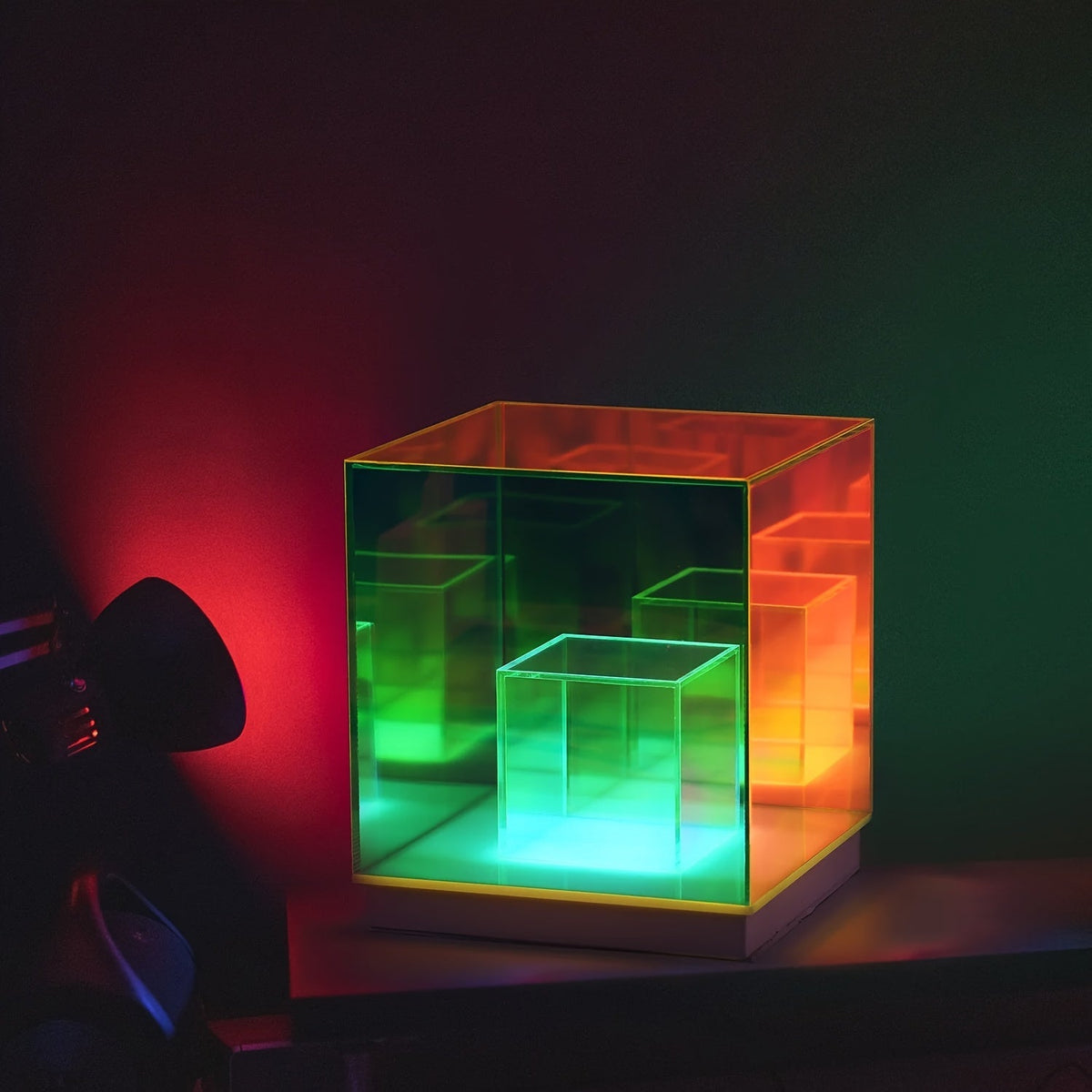 Yunova - Adjustable 3-Color LED Table Lamp