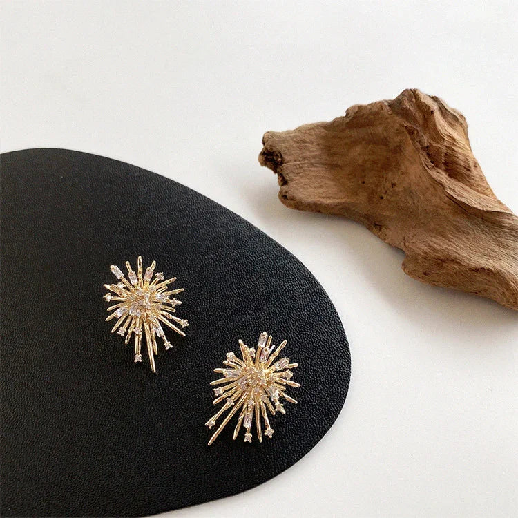 Livia - Boucles feu d'artifice en zircone, or étincelant