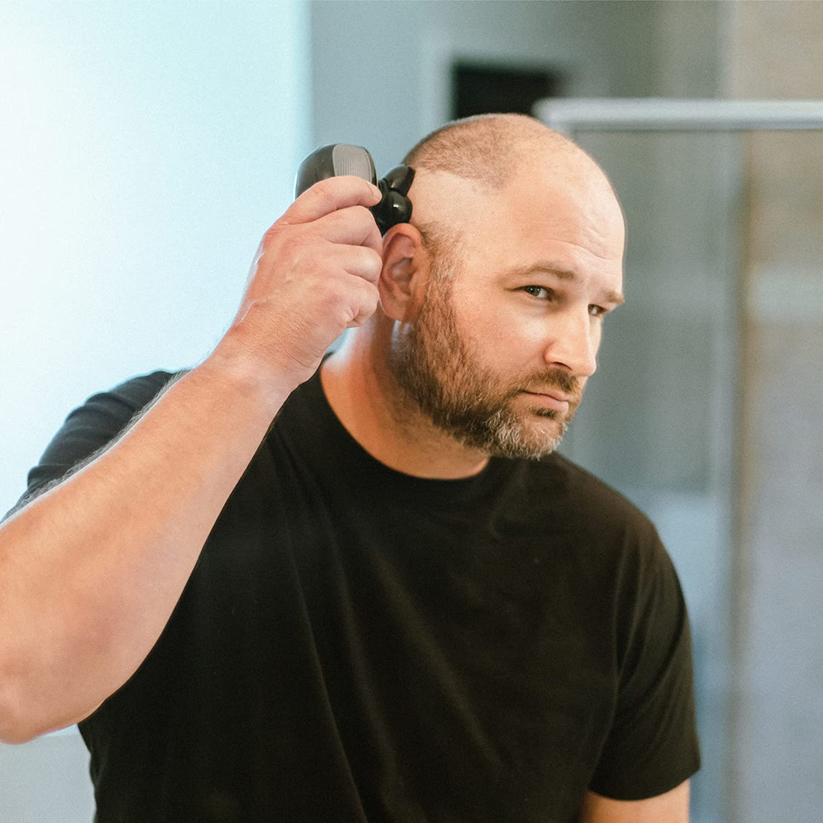 SmoothTrim - Multifunction Trimmer for a Smooth, Gentle Shave