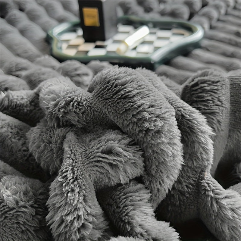 LuxFaux - Faux Rabbit Fur Throw Blanket