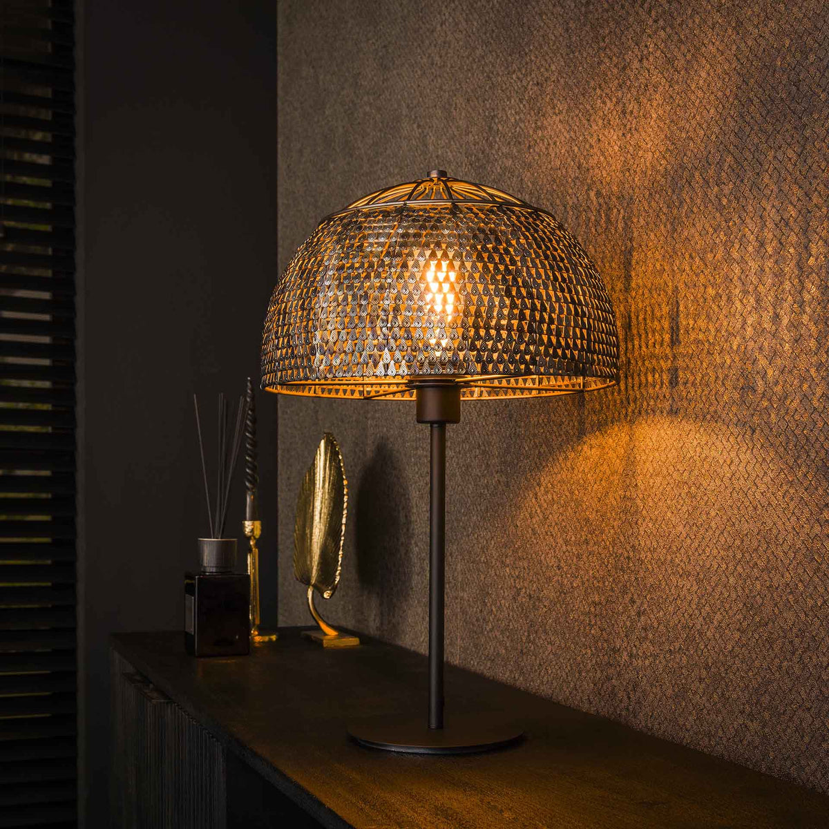 AlfieLamp - Timeless Industrial Table Lamp in Dark Brown