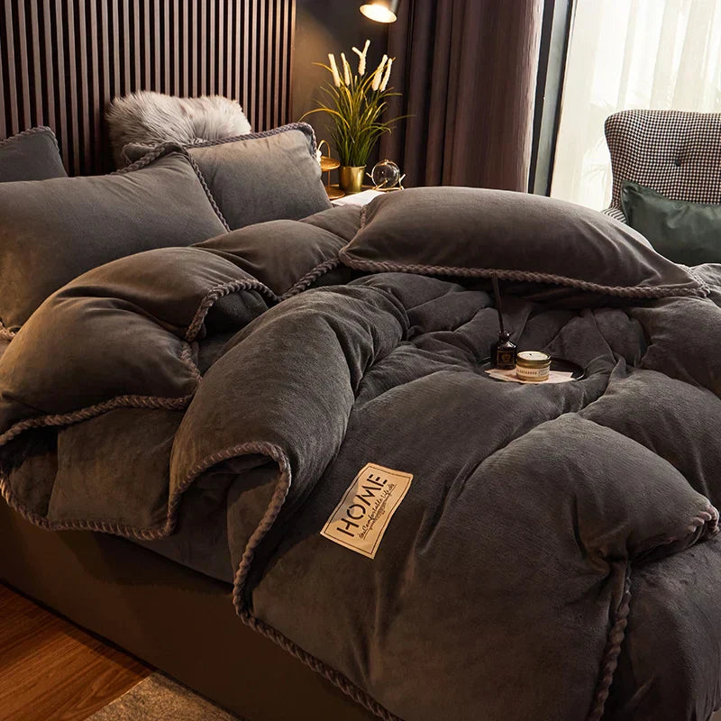 PlushHaven - Cozy Fleece Velvet Duvet Cover Set