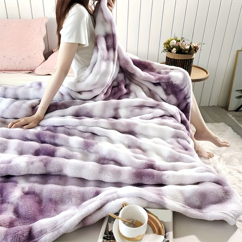 SnuggleFleece - Soft Fleece Blanket for All Seasons