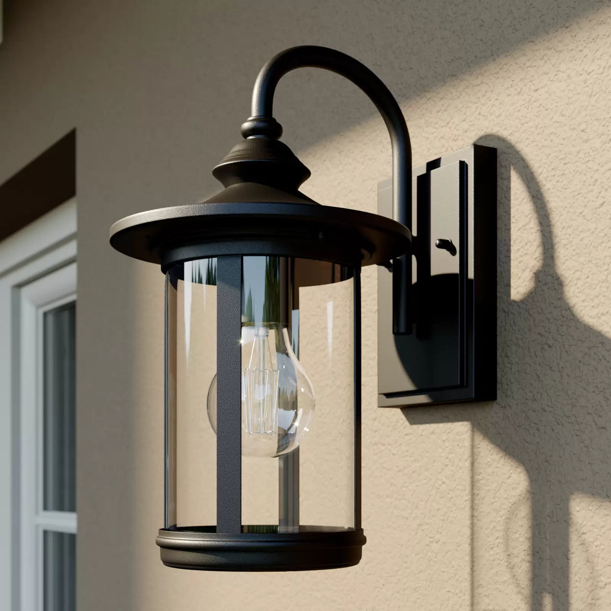 Zayn - Elegant Vintage-Style Outdoor Wall Lantern