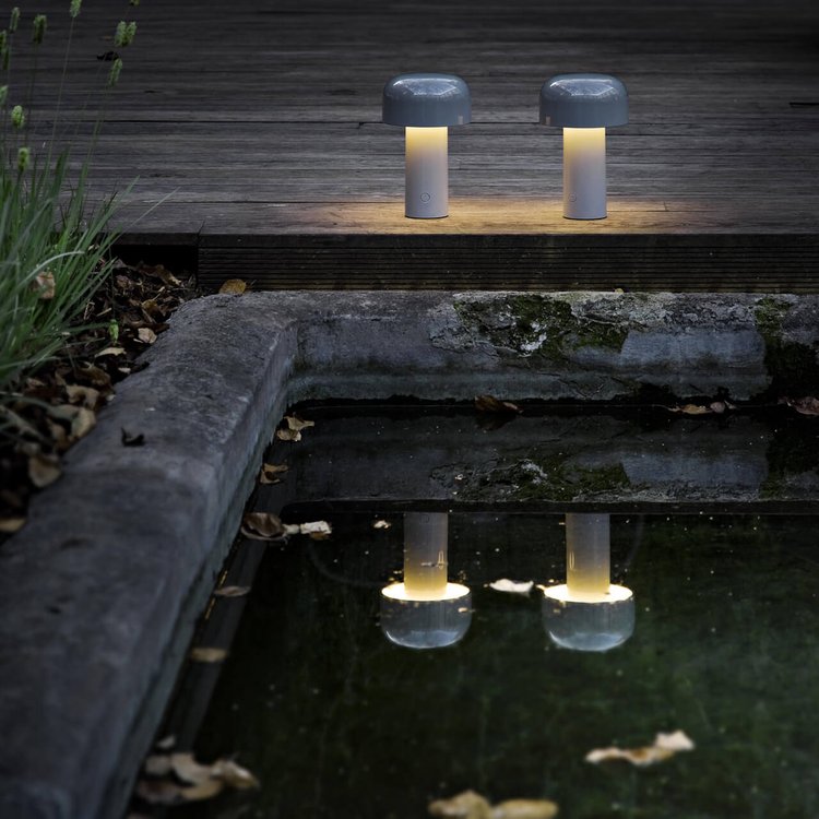 Yeltone - Portable LED Table Lamp with Three Light Temperatures