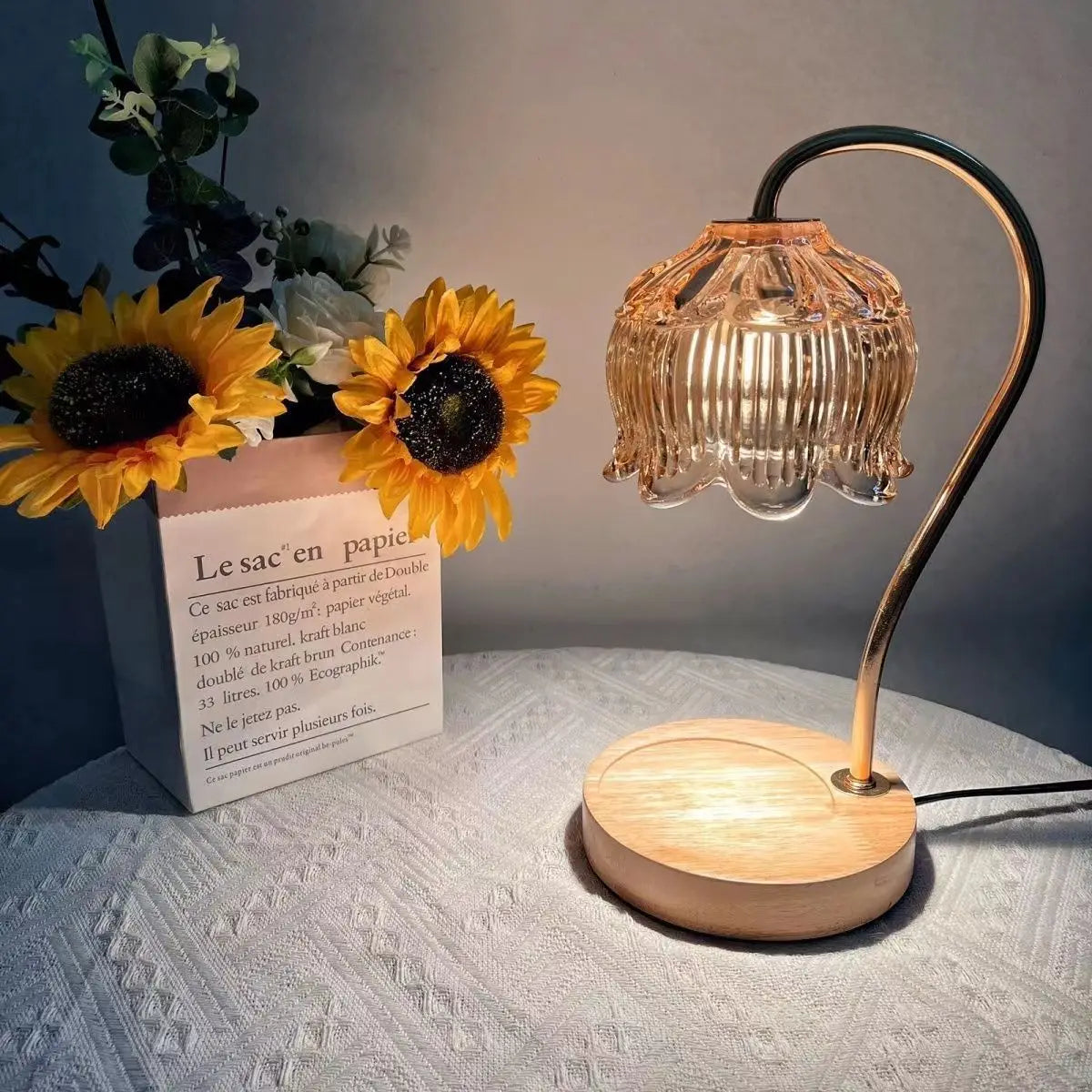 AntiqueAura - Vintage Retro Bedside Lamp