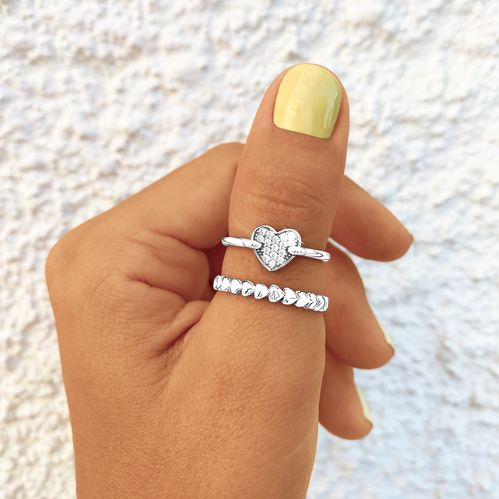 Aurora - Bague aux petits cœurs, romance et délicatesse