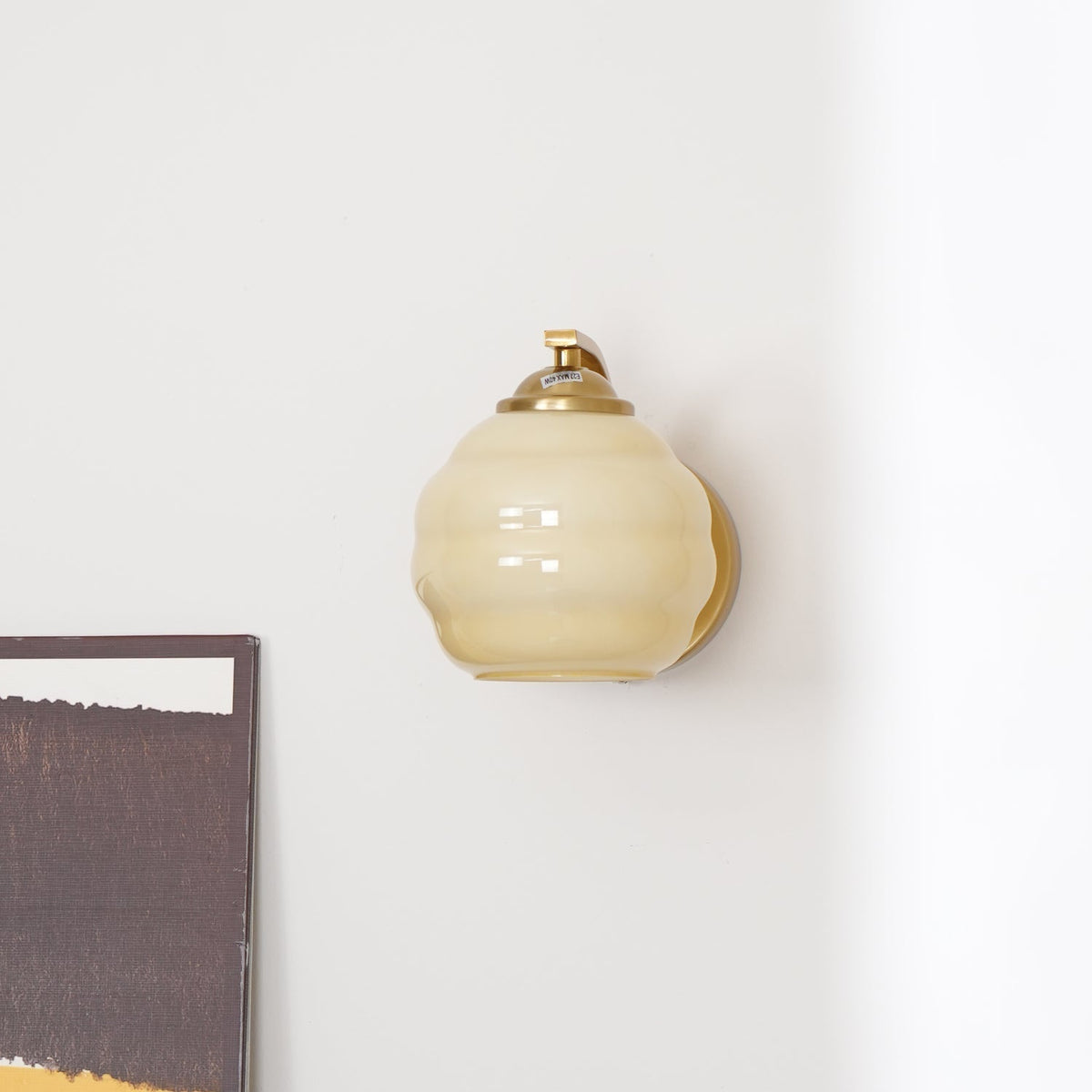 VintageGlam - Art Deco Wall Sconce for Timeless Interiors