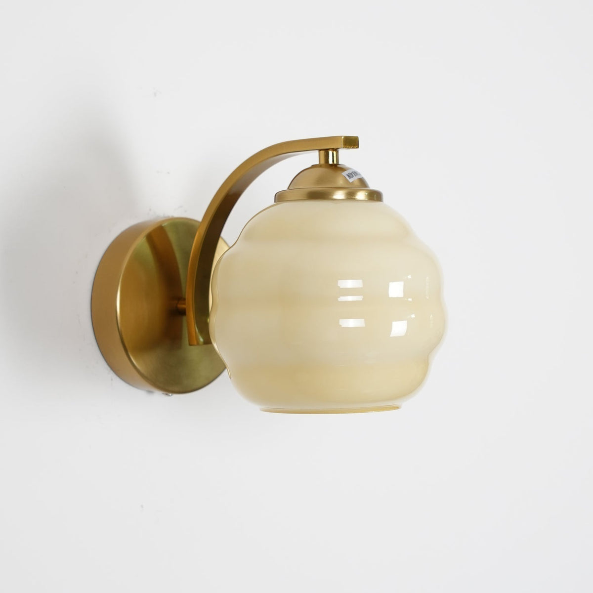 VintageGlam - Art Deco Wall Sconce for Timeless Interiors