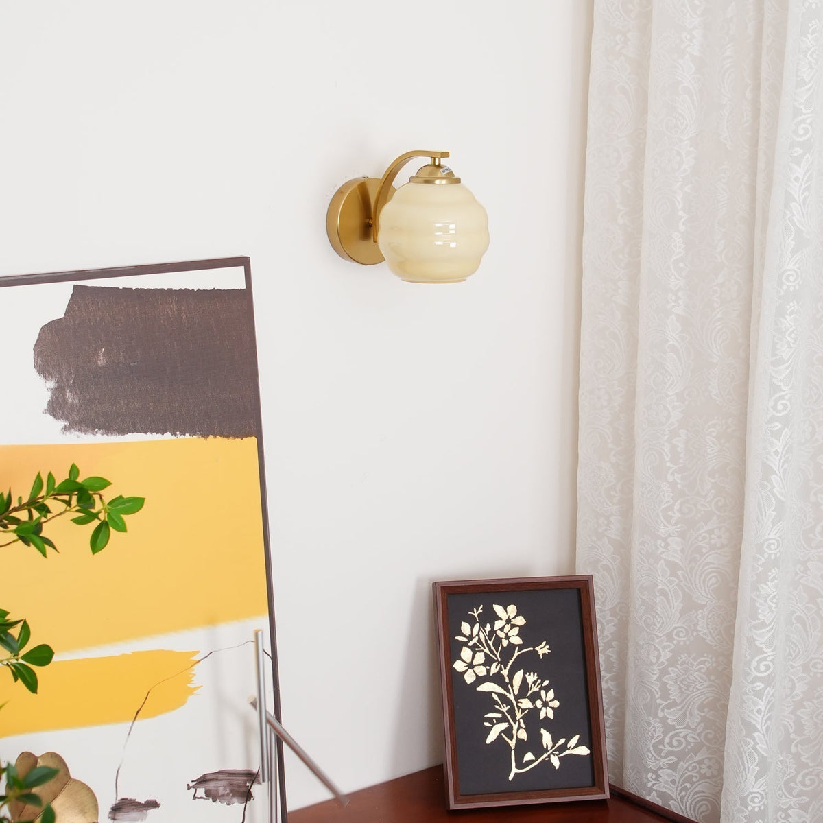 VintageGlam - Art Deco Wall Sconce for Timeless Interiors