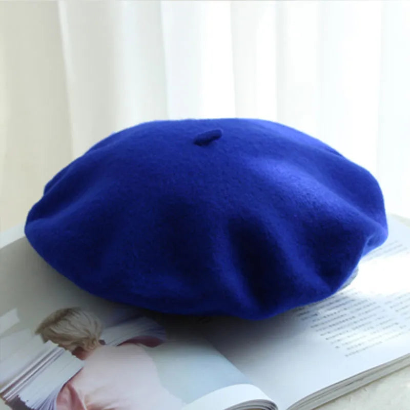 WoolCharm - Luxury Wool Beret for Winter Comfort